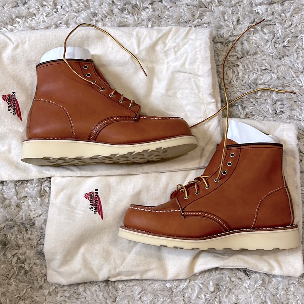 Red Wing Classic Moc 6in Boot - Color: Oro - Size: 7 BRAND NEW
